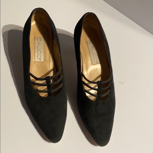 Vintage Black Suede Leather Designer Heels!!! - Picture 3 of 6